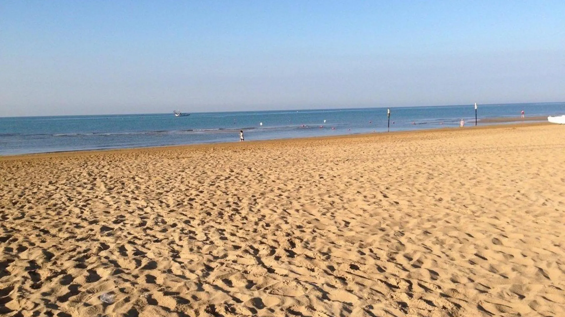 Comfortable Flat Close To Beach And Center Bibione 0*,  Itália